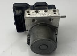 SKODA 6C0907379K 6R0907379BA 6C0614517K ABS hydraulic unit / pump SKODA FABIA III (NJ3) (2014-2021) — thumbnail 3