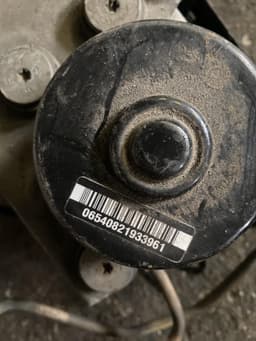 VOLVO ABS hydraulic unit / pump VOLVO V70 III (BW) (2007-2016) — thumbnail 4