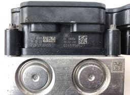 RENAULT 476608240R ABS hydraulic unit / pump RENAULT KADJAR (HA, HL) (2015-2022) — thumbnail 4