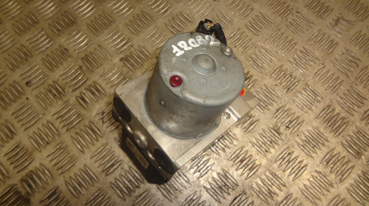 TOYOTA 0265255284 ABS hydraulic unit / pump TOYOTA COROLLA Verso II (AR10) (2004-2009)