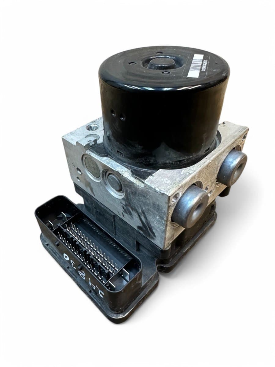31261142 P31261142 7G9N2C405AC 31261143 ABS hydraulic unit / pump VOLVO S80 II (AS) (2006-2016)