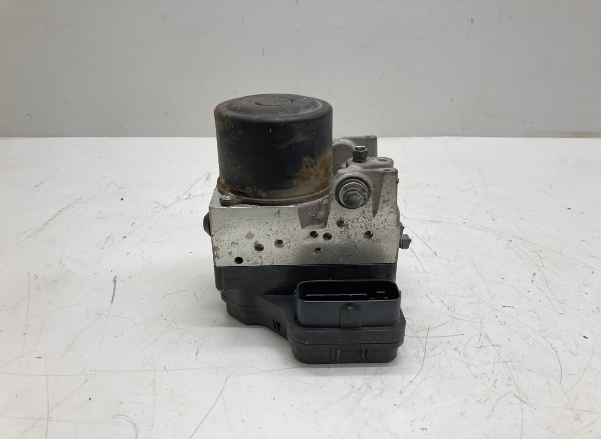 LEXUS 4454030110 ABS hydraulic unit / pump LEXUS GS III (2005-2011)