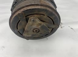NISSAN 8200848916A AC / aircon Compressor NISSAN NV400 (2011-2021) — thumbnail 3