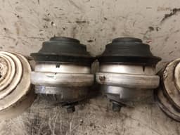MERCEDES-BENZ Engine Mount right MERCEDES-BENZ E-CLASS (W211) (2002-2009) — thumbnail 2