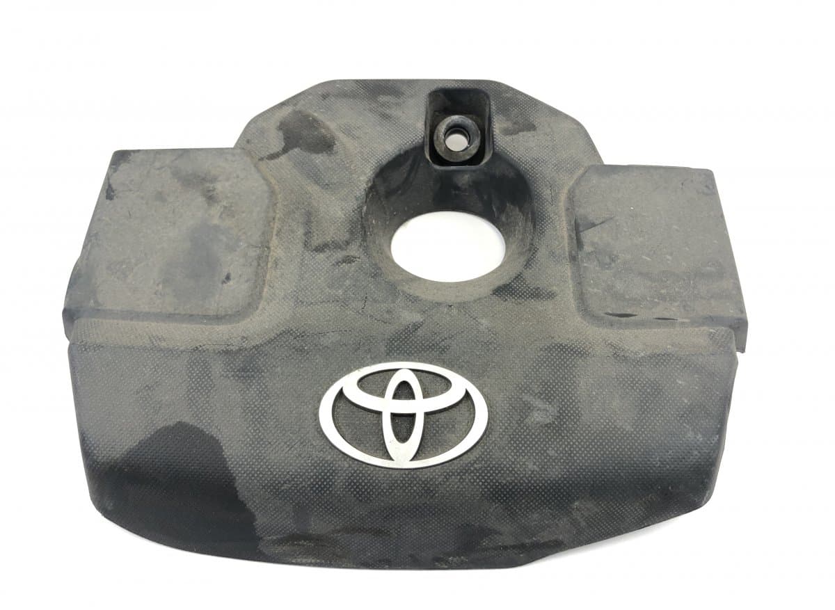TOYOTA 126010E030 Engine Cover TOYOTA HILUX VIII (AN110, AN120, AN130) (2015-)
