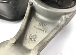 NISSAN 113501KC0A 112101KC0B 113601KC0A 112541KG0A Engine Mount left NISSAN JUKE I (F15) (2010-2019) — thumbnail 3