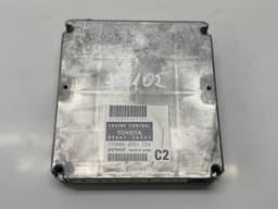 TOYOTA 8966126C61 17580-4251 175804251 Engine Control Unit / module (ECU) TOYOTA HIACE / GRANVIA (XH10, XH20) (1995-2004) — thumbnail 1