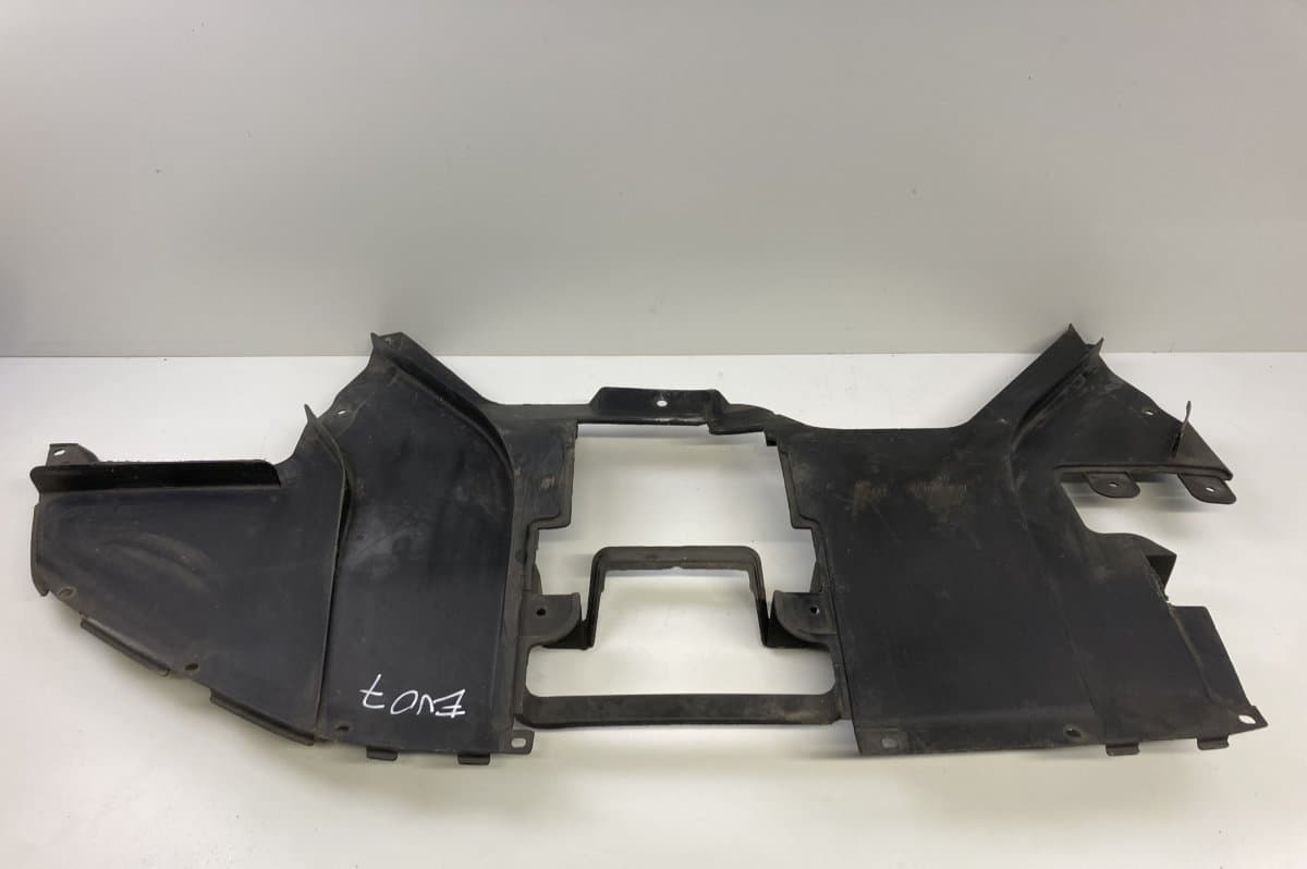 MR591851 Engine splash shield MITSUBISHI LANCER (CS, CT) (2000-2013)
