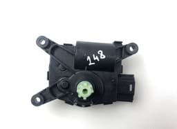 VOLVO 32226714 Evaporator air flow flap control motor VOLVO XC40 / EX40 / EC40 (536, 539) (2017-) — thumbnail 2