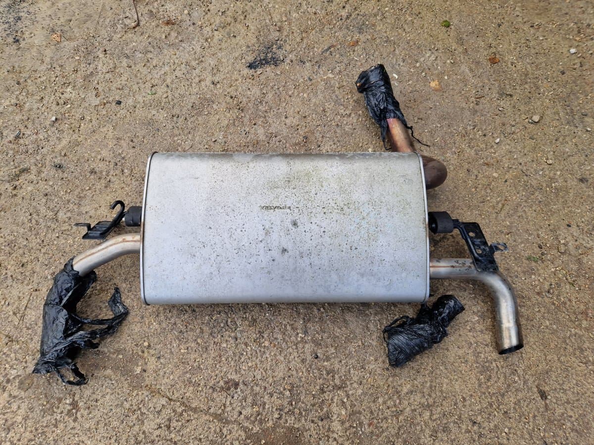 VOLVO 31392110 Exhaust rear silencer (muffler) VOLVO V40 (2012-2019)