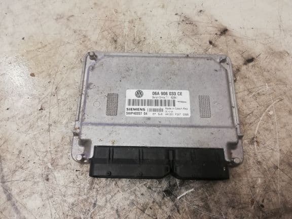 VW Engine Control Unit / module (ECU) VW CADDY III (2K) (2004-2015)