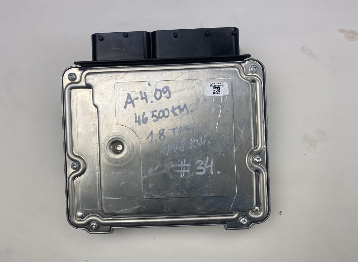 AUDI 8K1907115A Engine Control Unit / module (ECU) AUDI A4 / A4 ALLROAD (B8) (2007-2015)
