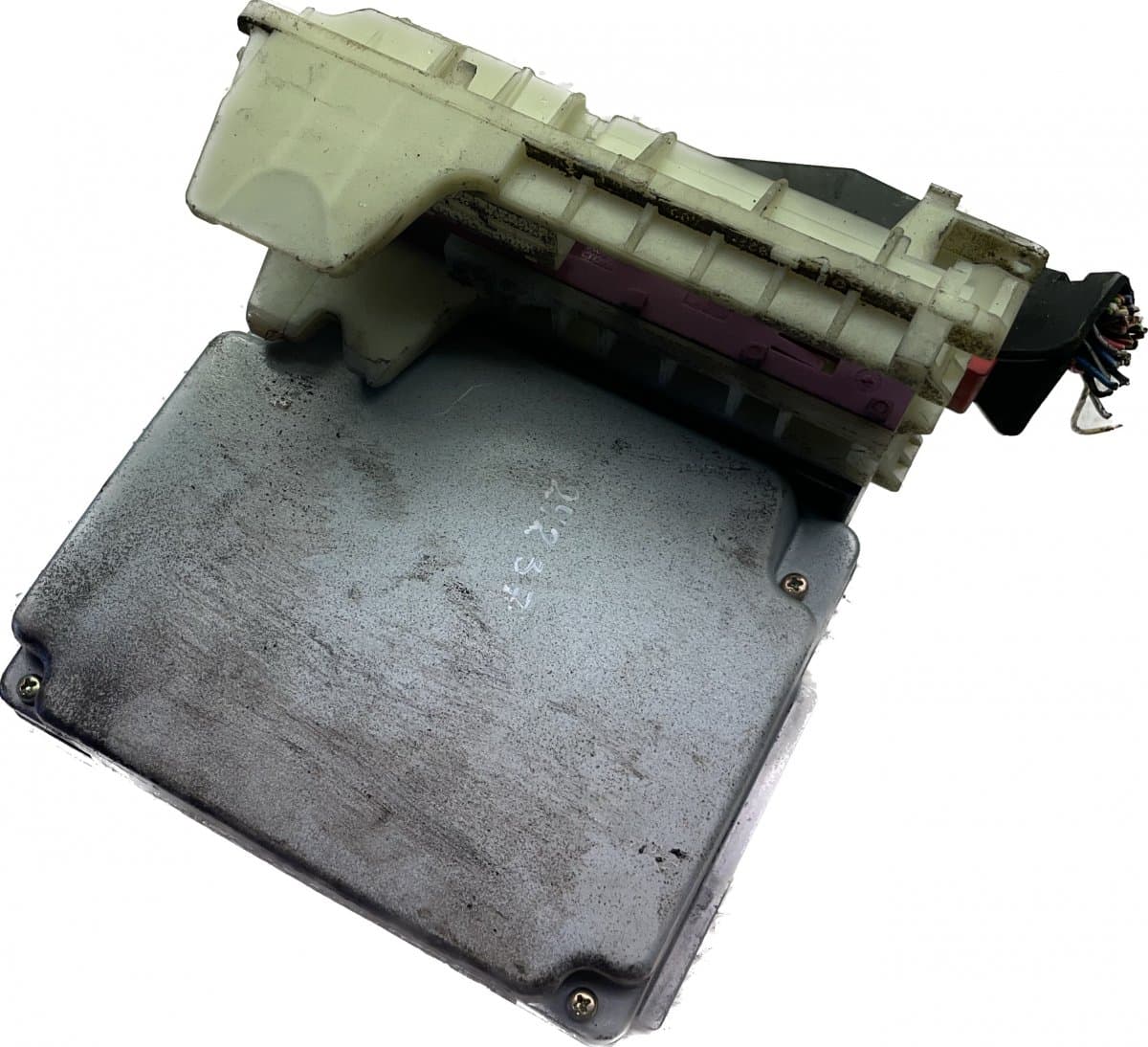 VOLVO Engine Control Unit / module (ECU) VOLVO V70 II / XC70 I (P80) (2000-2007)