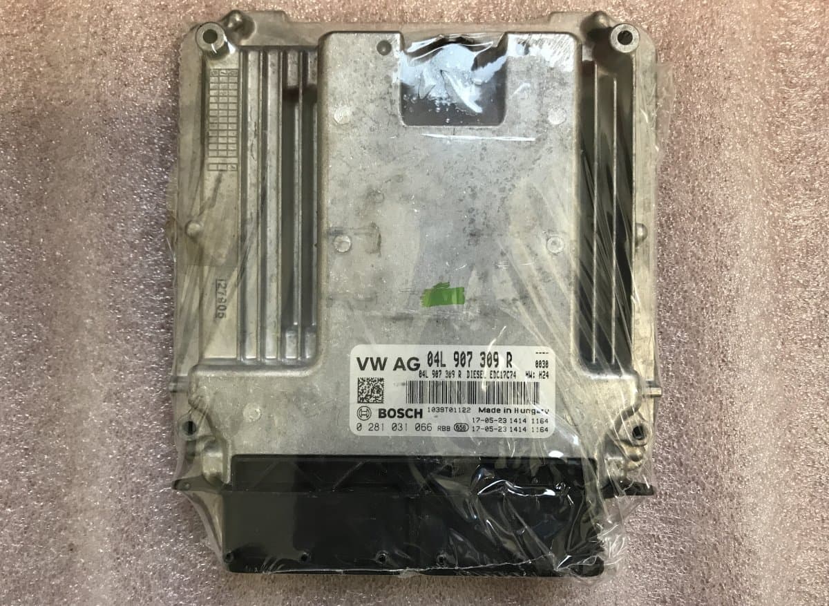 0281031066 Engine Control Unit / module (ECU) VW GOLF VII (5G1, BA5, BV5, BQ1, BE) (2012-2020)