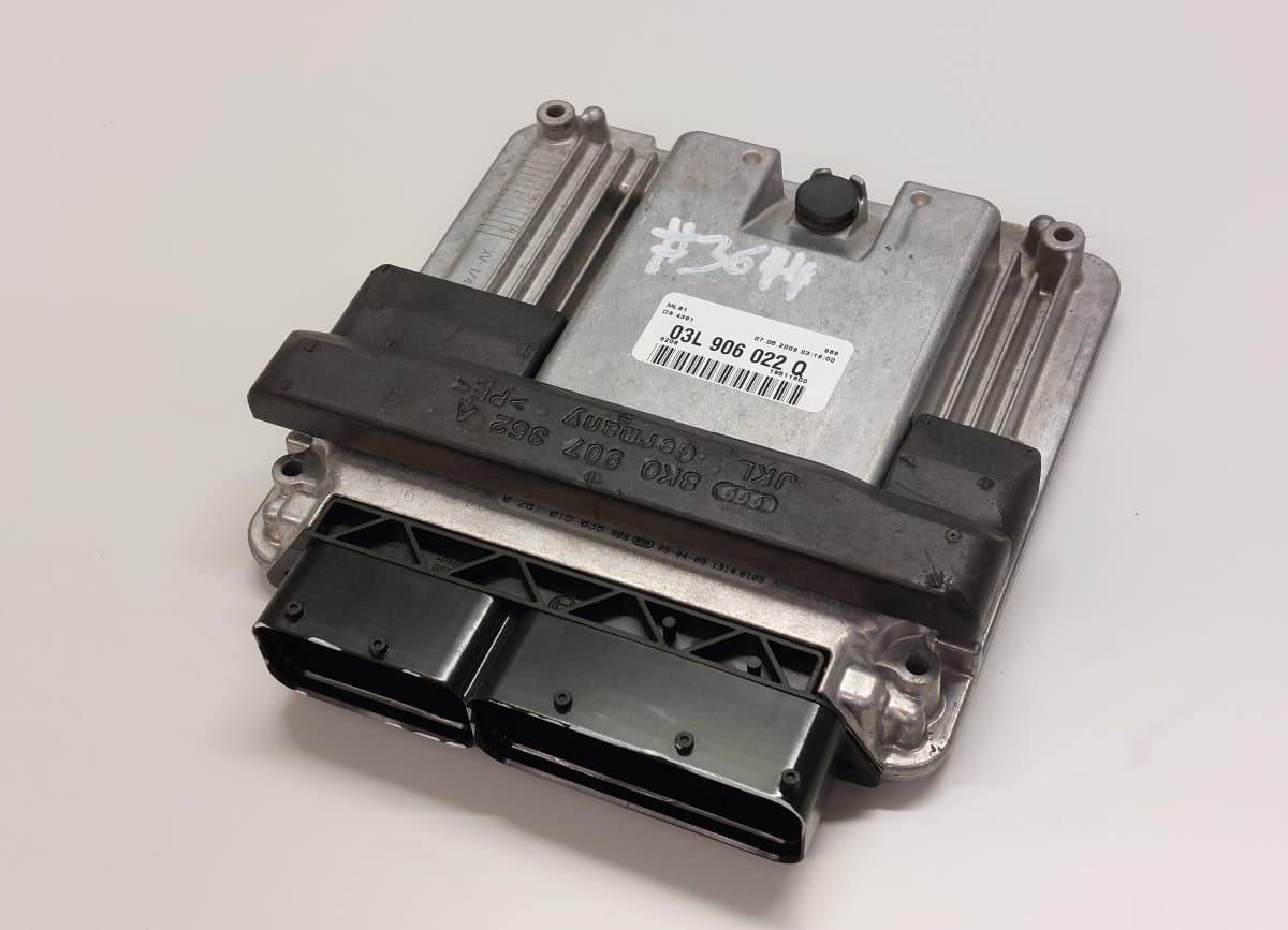 03L906022Q 0281015038 8K0907352A Engine Control Unit / module (ECU) AUDI Q5 (8R) (2008-2016)