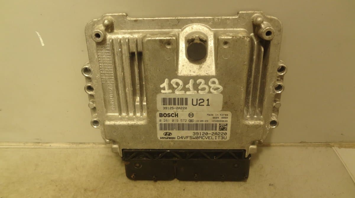HYUNDAI 0281019572 Engine Control Unit / module (ECU) HYUNDAI i40 (VF) (2011-2019)