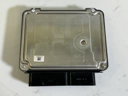 VW 03C906016AM 0261S06083 Engine Control Unit / module (ECU) VW GOLF VI (5K) (2008-2013) — thumbnail 2