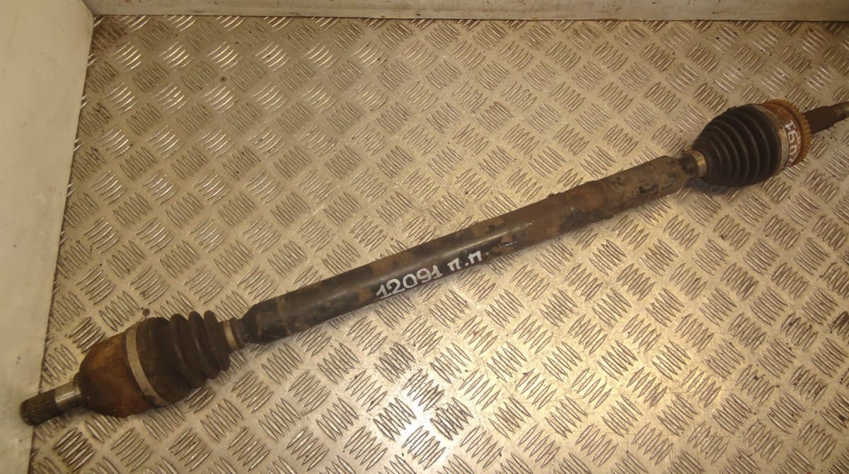 Drive Shaft Front Right KIA CEE'D II (JD) (2012-2018)