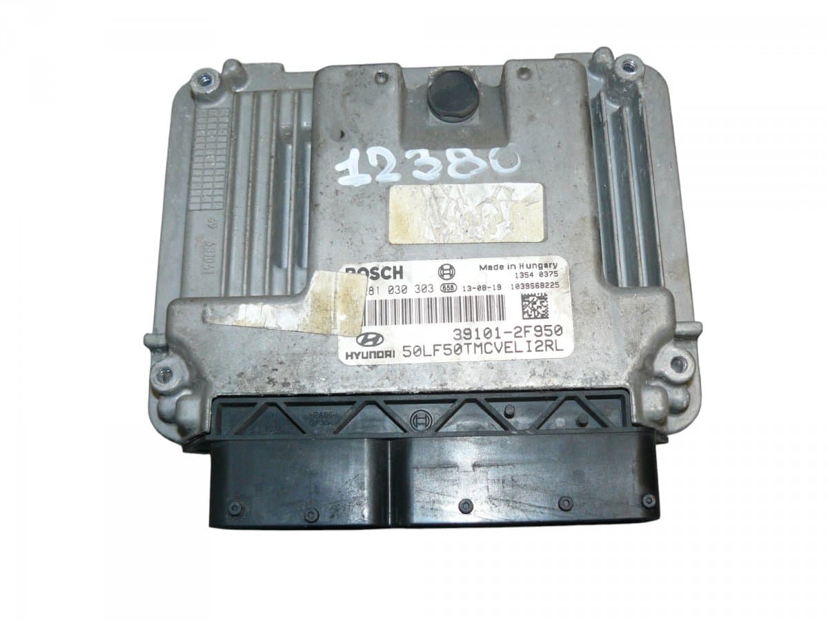 HYUNDAI 0281030303 Engine Control Unit / module (ECU) HYUNDAI TUCSON II / ix35 I (LM) (2009-2017)
