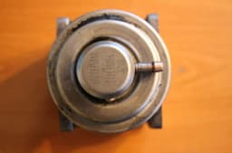 VW 07Z131501A 212418059 EGR Valve VW PHAETON (3D) (2002-2016) — thumbnail 1