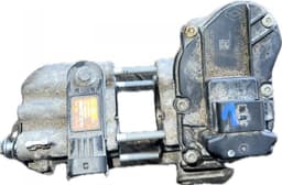 RENAULT 8201001358 147100385R 147105543R EGR Valve RENAULT LAGUNA III (2007-2015) — thumbnail 1