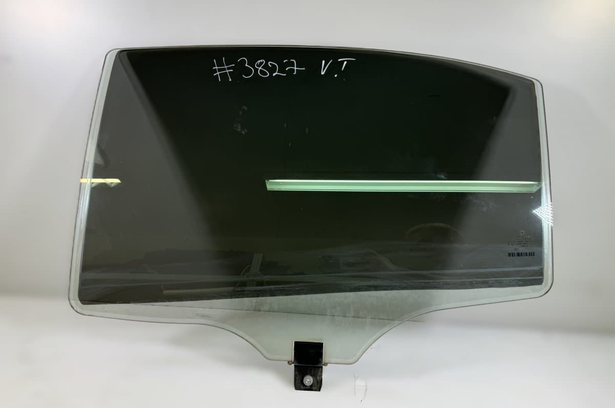 MERCEDES-BENZ A2217301718 Door window glass rear left MERCEDES-BENZ S-CLASS (W221) (2005-2013)