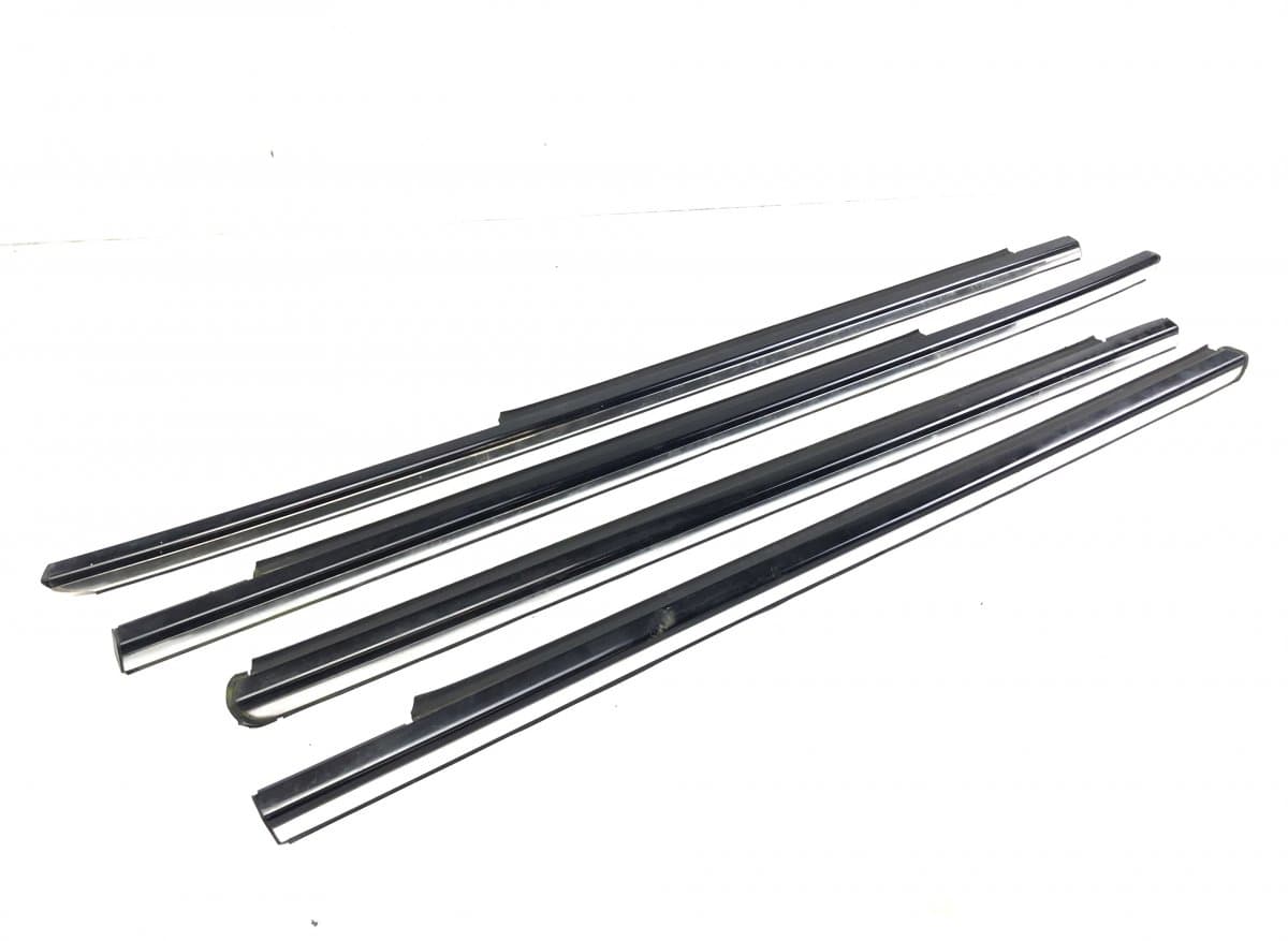 MERCEDES-BENZ A2207200224 Door Window moulding Front Left MERCEDES-BENZ S-CLASS (W220) (1998-2005)