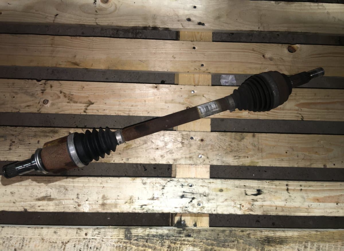 Drive Shaft Front Left DACIA SANDERO II (2012-2020)