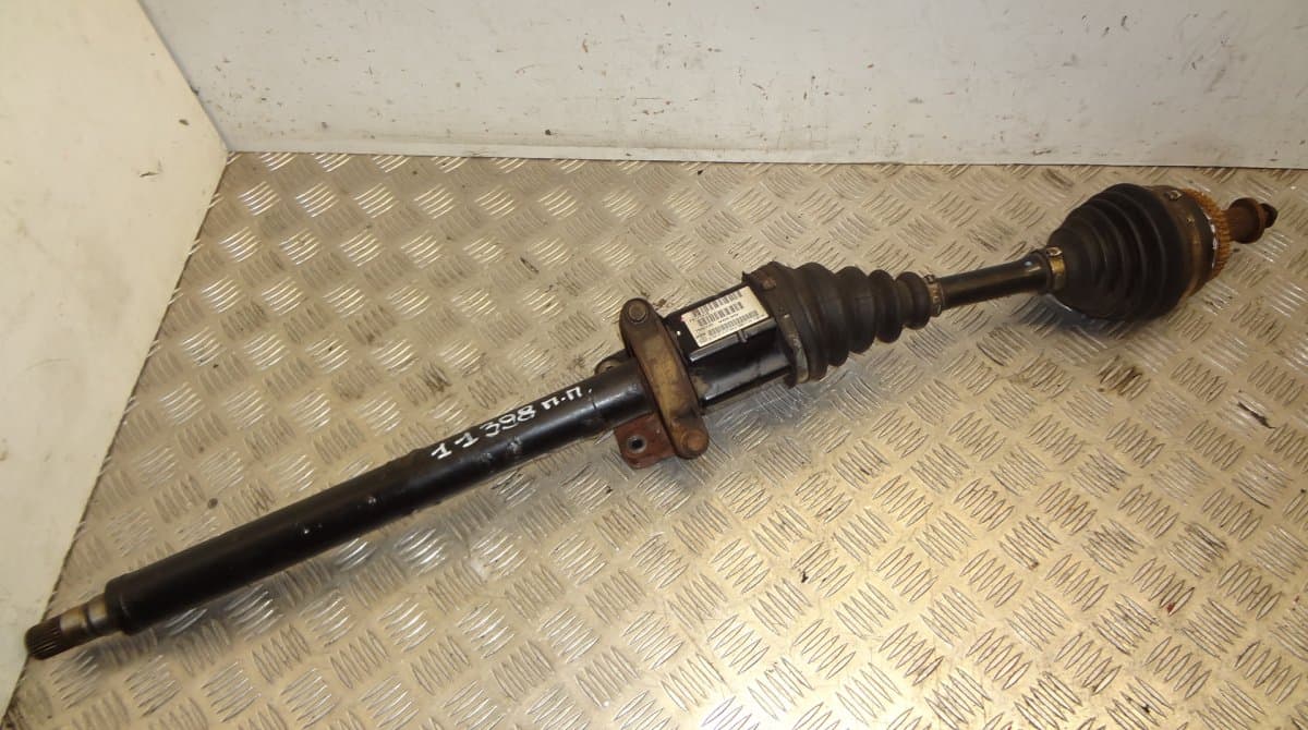 VOLVO T990115 Drive Shaft Front Right VOLVO S80 I (TS, XY) (1998-2006)