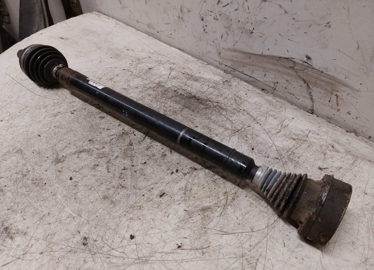 SKODA Drive Shaft Front Right SKODA OCTAVIA II (1Z) (2004-2013)