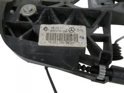 MERCEDES-BENZ A2217600834 A2217307835 Door Lock Rear Right MERCEDES-BENZ S-CLASS (W221) (2005-2013) — thumbnail 4