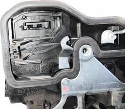 BMW Door Lock Rear Right BMW 5 (F10, F11) (2010-2017) — thumbnail 4