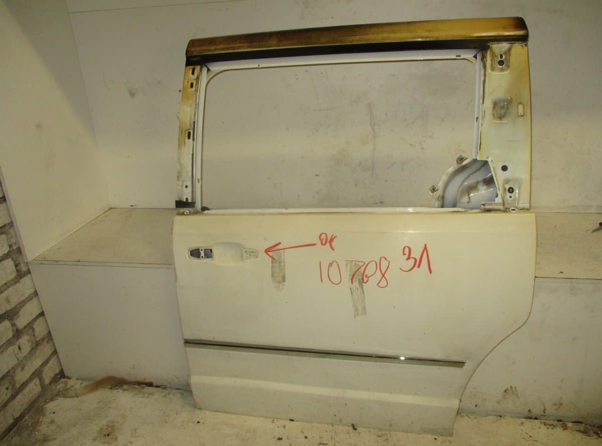 Door Rear Left DODGE CARAVAN V (2007-2020)