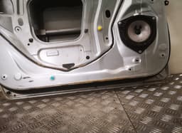 TOYOTA Door Rear Left TOYOTA AVENSIS VERSO (XM20) (2001-2009) — thumbnail 3