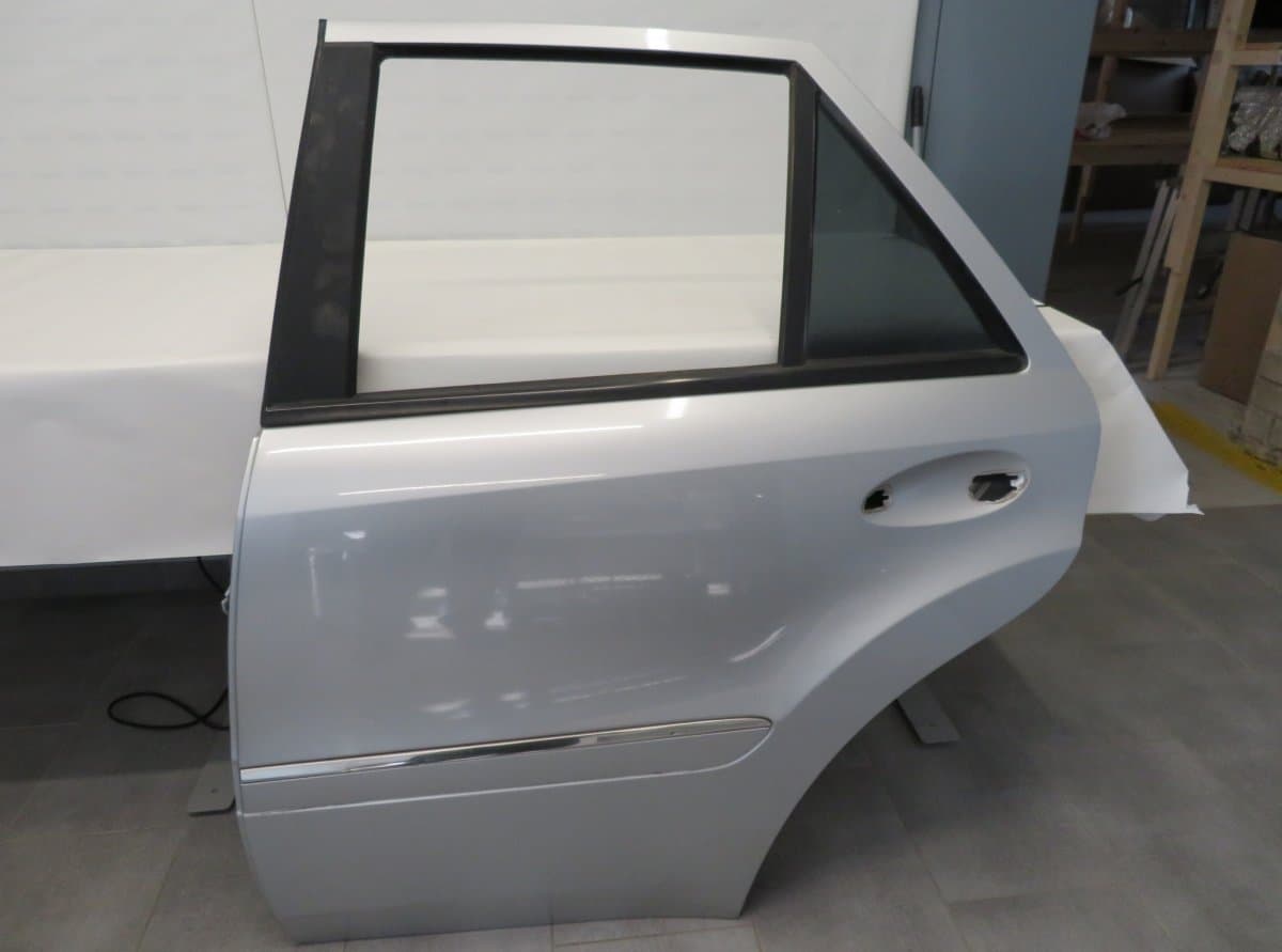 MERCEDES-BENZ A1647300105 Door Rear Left MERCEDES-BENZ ML-CLASS (W164) (2005-2011)