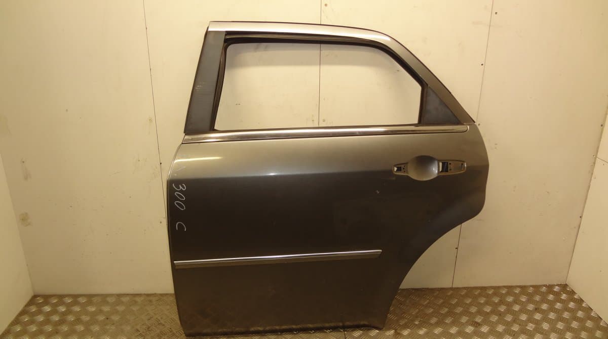 Door Rear Left CHRYSLER 300C I (2004-2010)