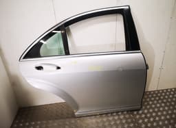 MERCEDES-BENZ A2217300405 A2217300220 A22173502719051 Door Rear Right MERCEDES-BENZ S-CLASS (W221) (2005-2013) — thumbnail 1