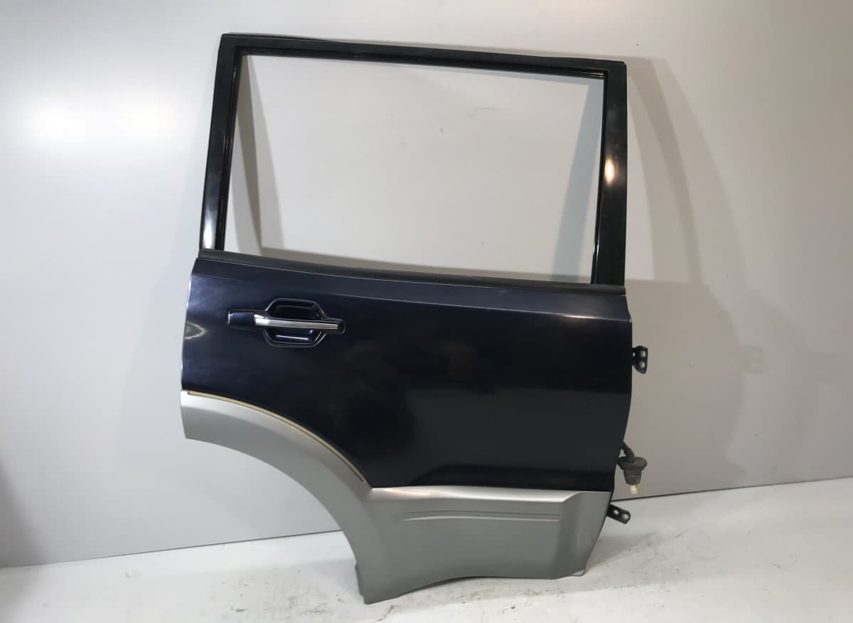 MITSUBISHI Door Rear Right MITSUBISHI PAJERO III (V60, V70) (2000-2007)