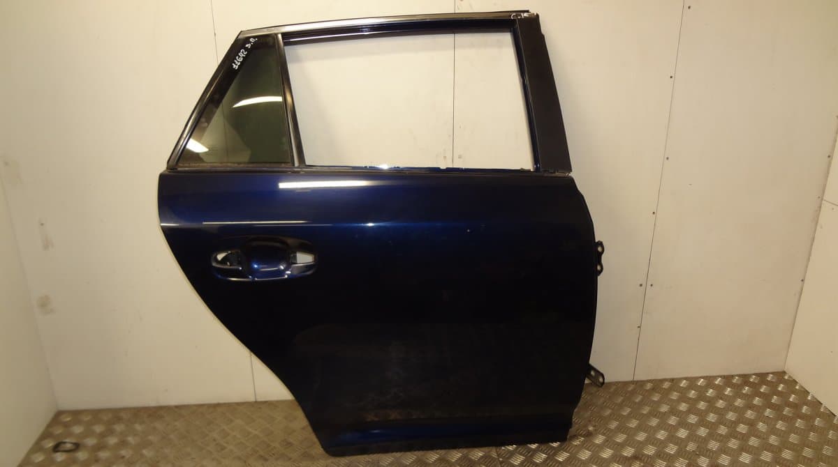 TOYOTA Door Rear Right TOYOTA AVENSIS (T270) (2009-2018)