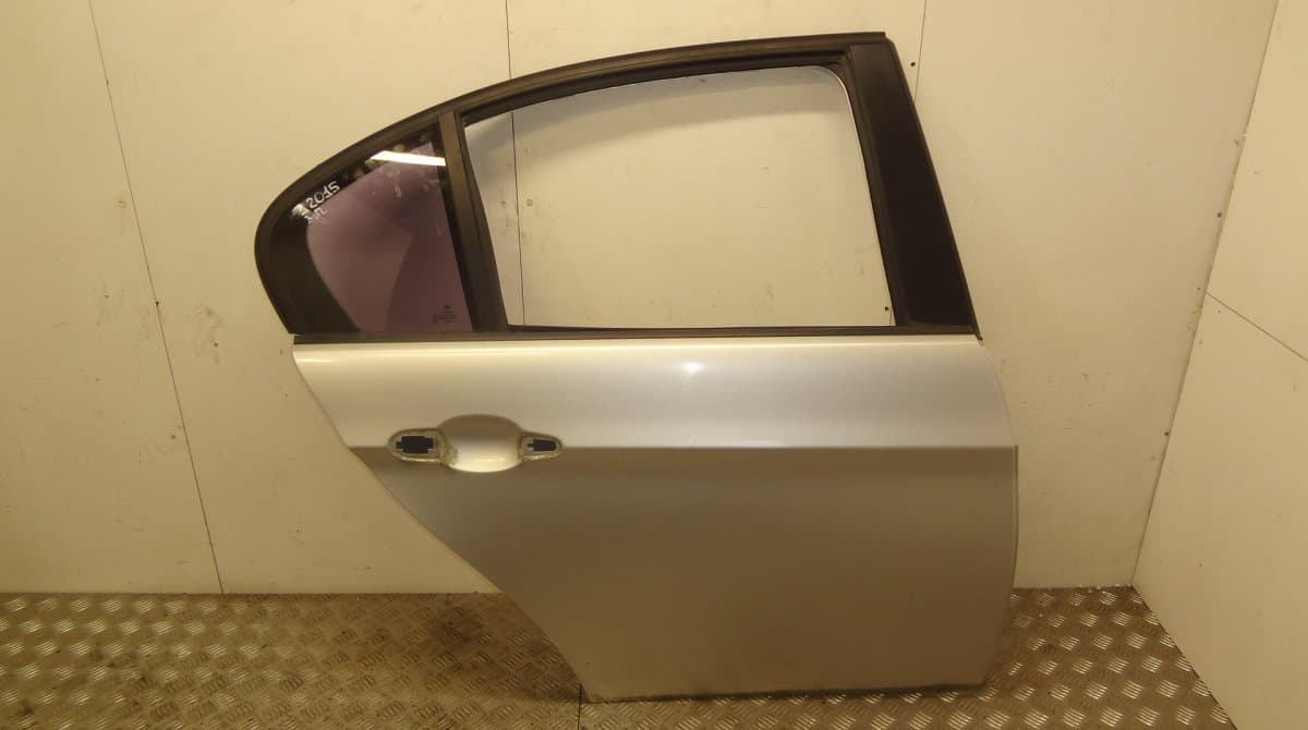 BMW Door Rear Right BMW 3 (E90, E91, E92, E93) (2005-2011)