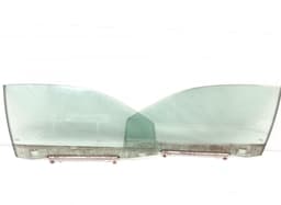 MERCEDES-BENZ A2087200718 A2087200818 Door window glass front left MERCEDES-BENZ CLK (C208) (1997-2002) — thumbnail 1