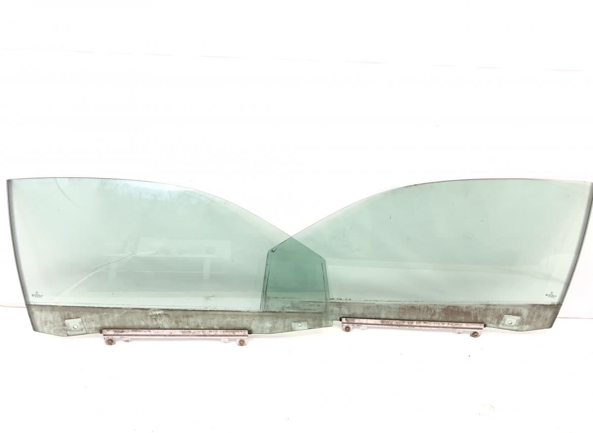 A2087200718 A2087200818 Door window glass front left MERCEDES-BENZ CLK (C208) (1997-2002)