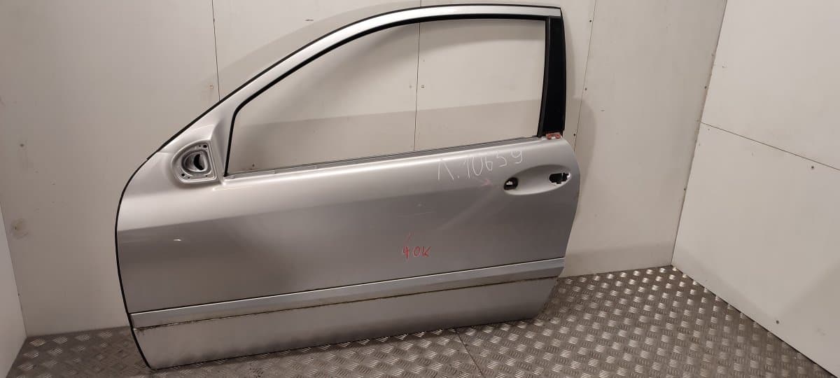 MERCEDES-BENZ Door Front Left MERCEDES-BENZ C-CLASS (W203, CL203) (2000-2011)