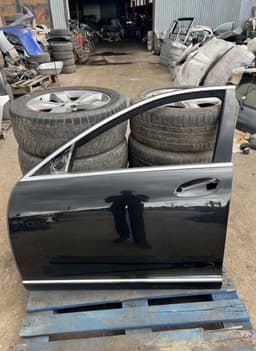 MERCEDES-BENZ A2217200105 A221720010528 Door Front Left MERCEDES-BENZ S-CLASS (W221) (2005-2013) — thumbnail 1