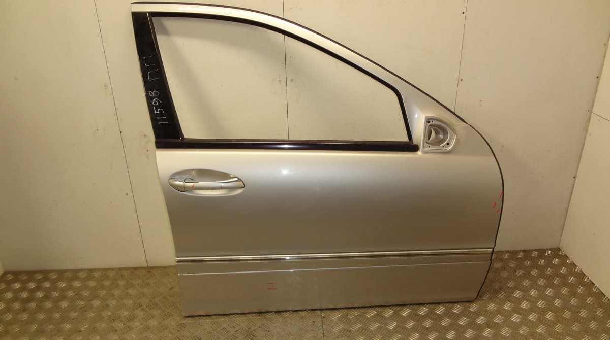MERCEDES-BENZ Door Front Right MERCEDES-BENZ C-CLASS (W203, CL203) (2000-2011)