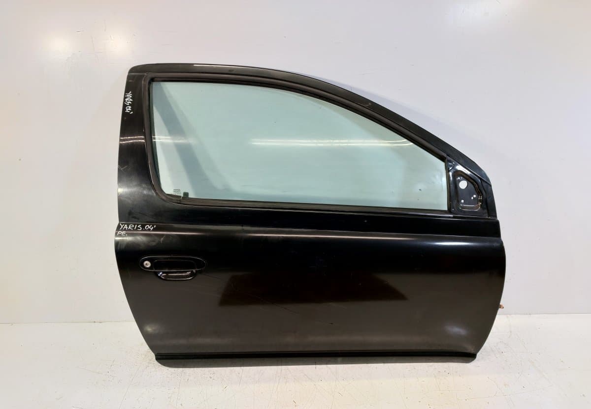 Door Front Right TOYOTA YARIS I (XP10) (1999-2005)