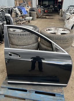 MERCEDES-BENZ A2217200205 A221720020528 Door Front Right MERCEDES-BENZ S-CLASS (W221) (2005-2013) — thumbnail 1