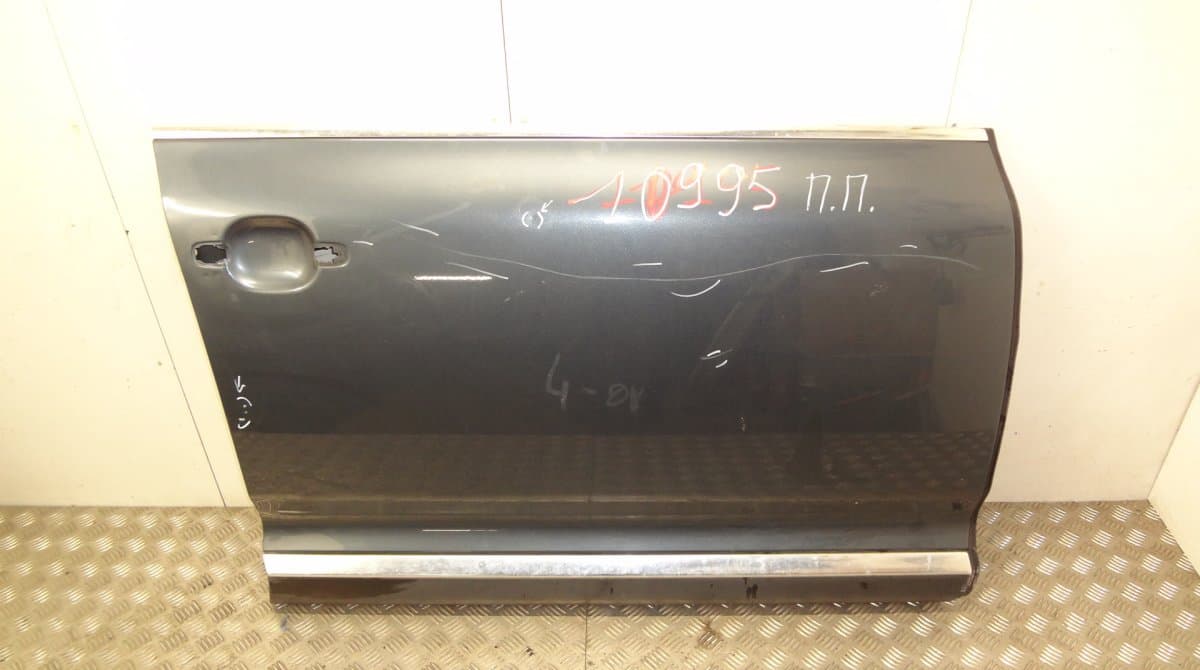 Door Front Right VW TOUAREG I (7L) (2002-2010)