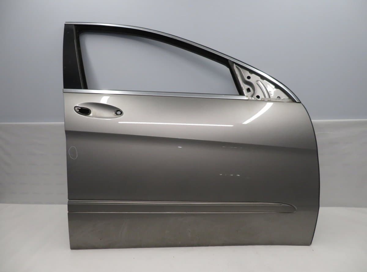 MERCEDES-BENZ A2517201005 A2517200605 A2517200205 Door Front Right MERCEDES-BENZ R-CLASS (W251) (2006-2013)