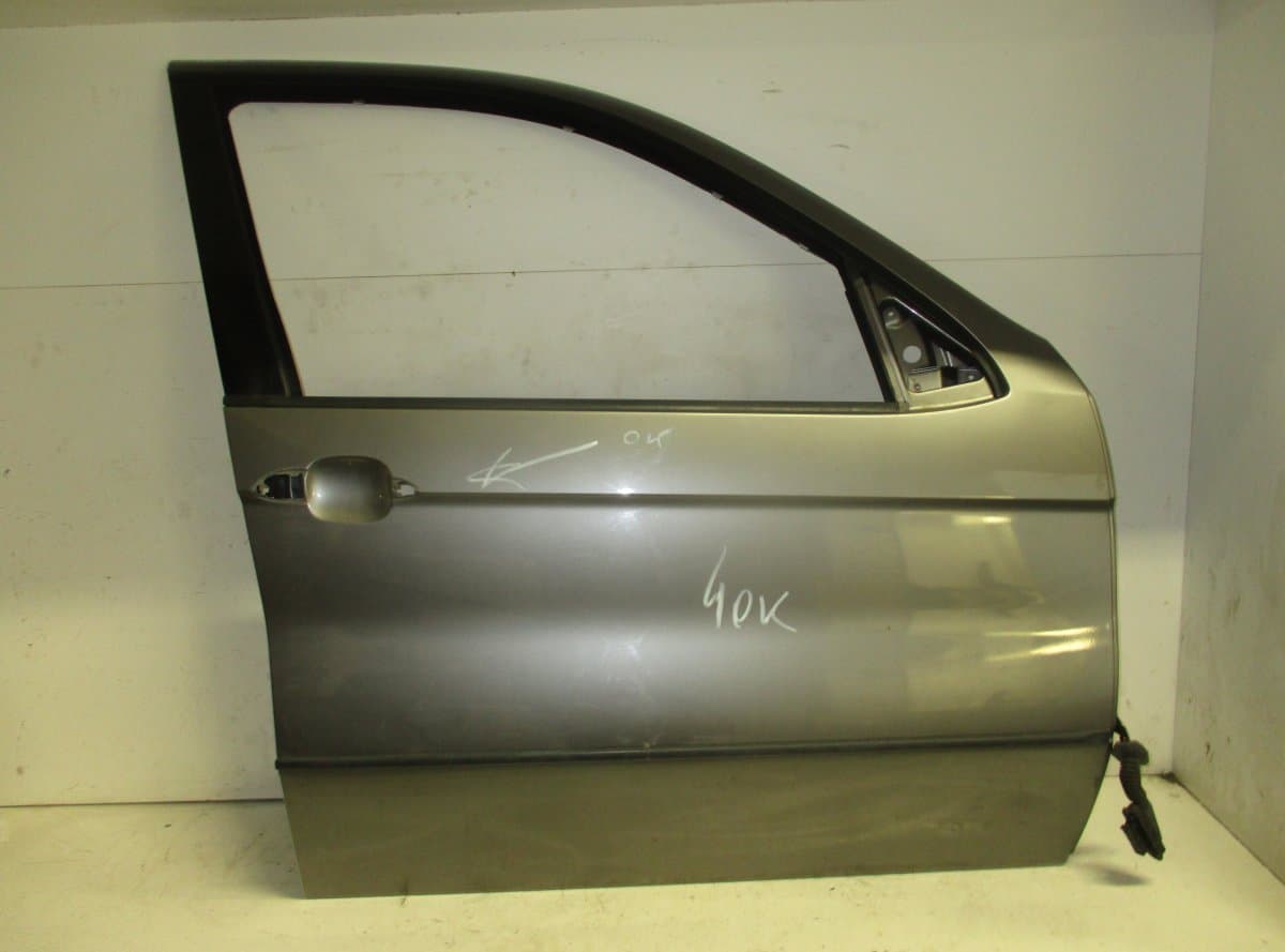 BMW Door Front Right BMW X5 (E53) (2000-2007)